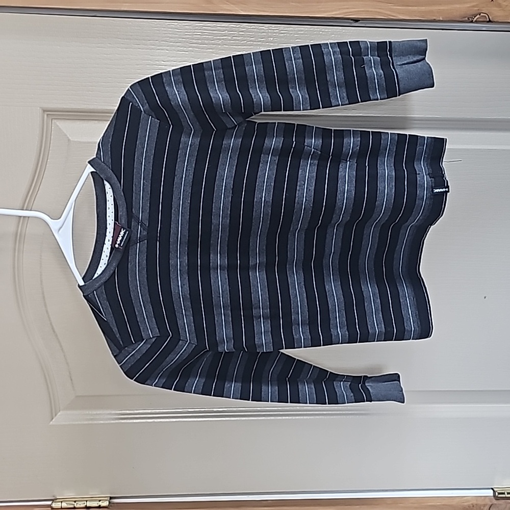 HAWK boys size 8 long sleeve shirt